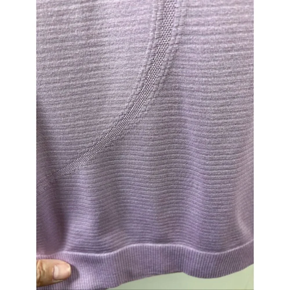 Lululemon Short Sleeve Swiftly Tech in Lavender Size S